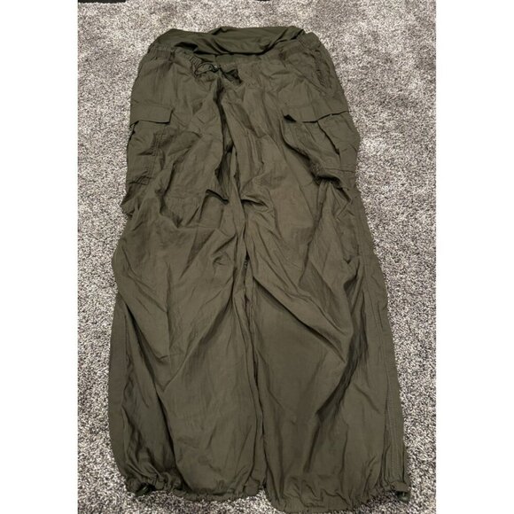‼️SOLD‼️Paisley Sky Olive Green Maternity Track Pants - Picture 6 of 6